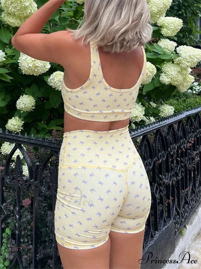 Tight Fit Fruit Bow Print Sleeveless Camis Crop Top with Bodycon Biker Shorts Set twopiecesset-250126