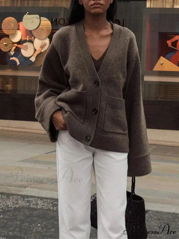 Traditional Strong Pocket V-Neck Single-Breasted Cardigan Brown / S cardiagn-250126