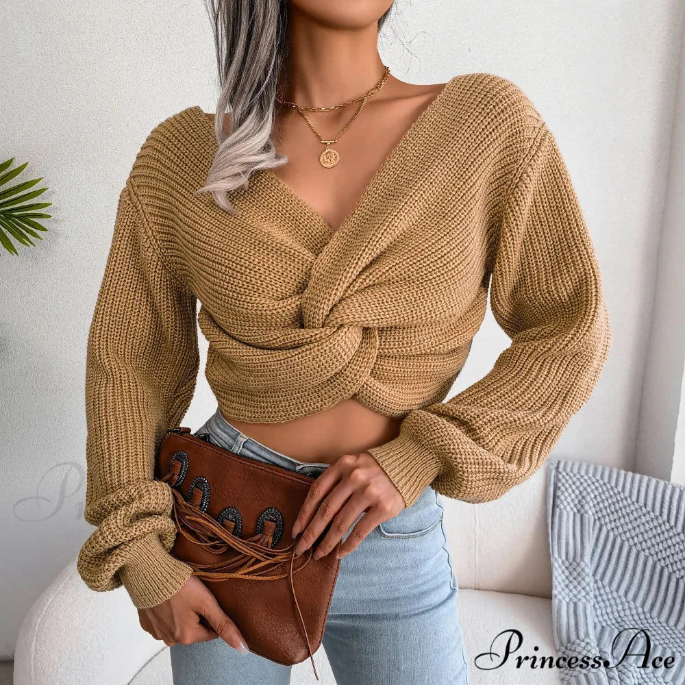 Twist Front Deep Neck Crop Sweater khaki / S swraters-241228