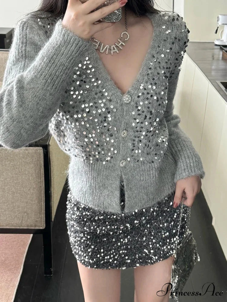 V-neck Gray Sequin Short Knit Cardigan GRAY / One Size