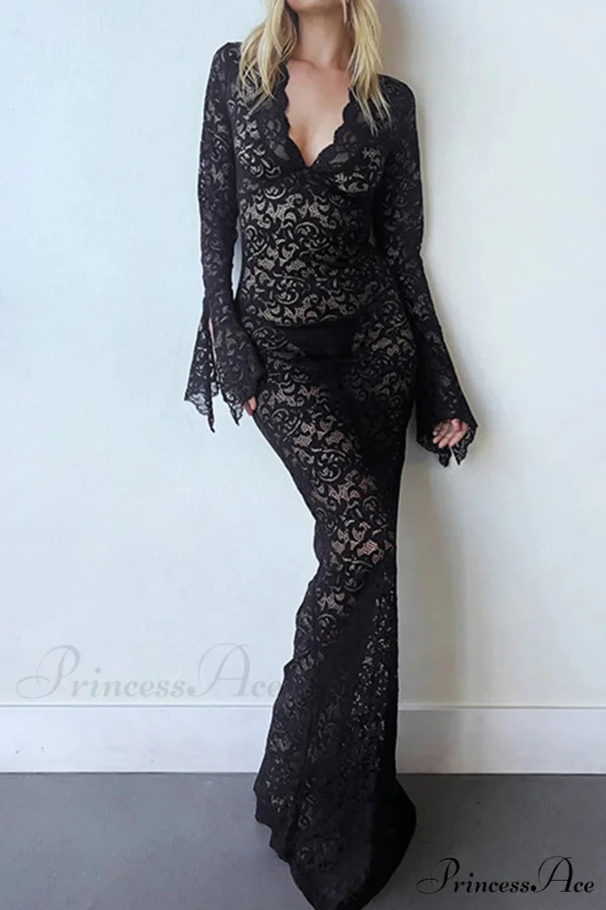 V Neck Lace Flare Sleeve Dress Black / S