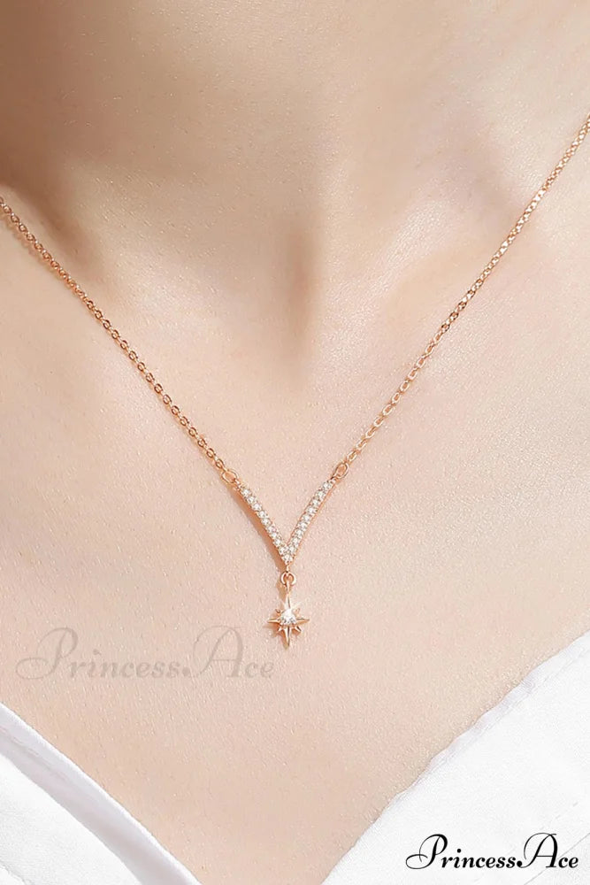 V-shaped Polaris Pendant