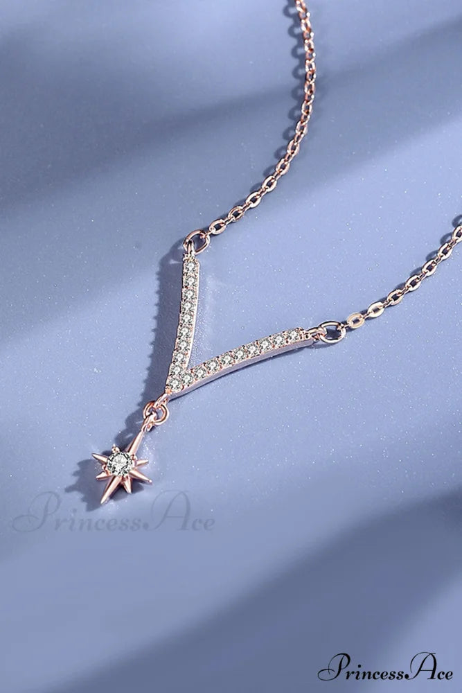V-shaped Polaris Pendant