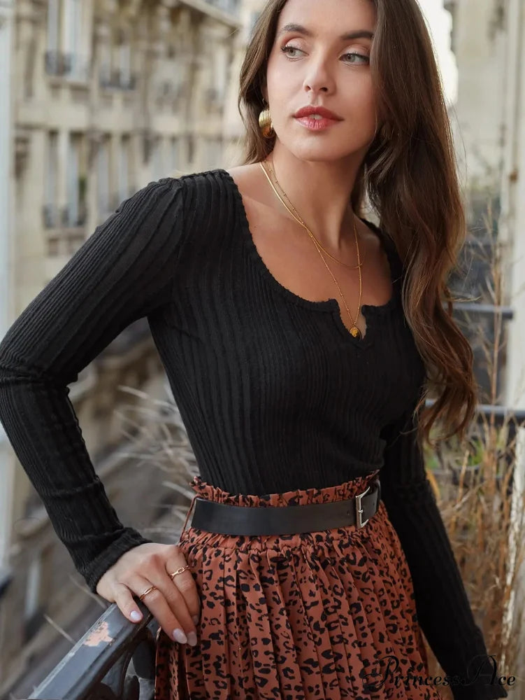 V-shaped Slimming Interior Wear Pit Strip Sweater Knit Top black1 / XS knittop-250126