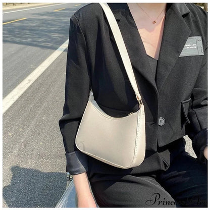 Vintage Monochromatic Faux Leather Underarm Bag shoulder-250126