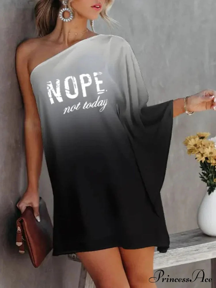 Vintage One-Shoulder Dresses Long Arm Women Design Loose Halter Gown Irregular Gown Spring Party Ruffle Vestido