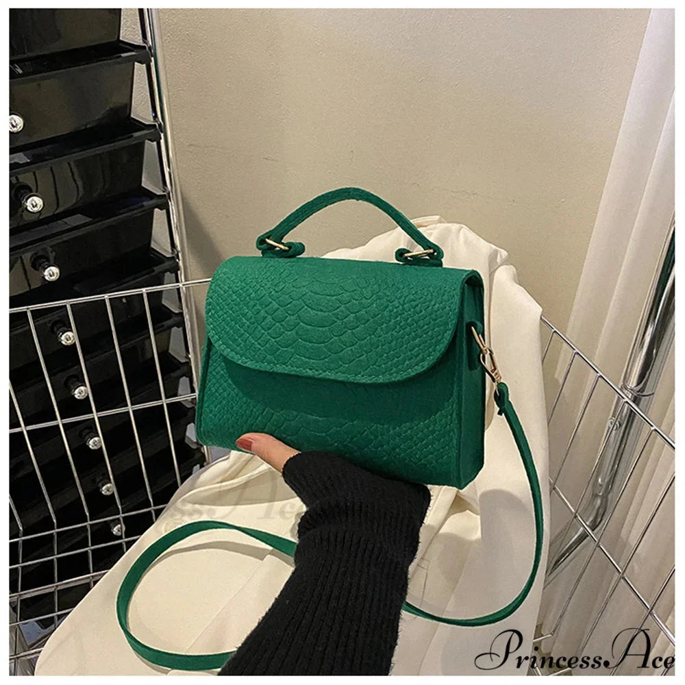 Vintage Square Designer High-end Crossbody Green crossbody-250126