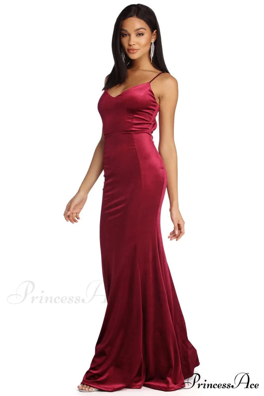 Viviana Formal Velvet Charming Open Back Dress