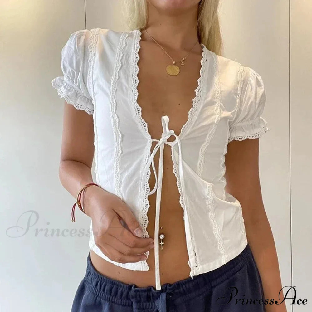 Voluminous Sleeve Lace Trim Front Fasten Crop Top croptop-250126