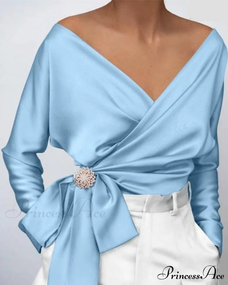 VONDA V-NECK TOP - Plus Size Light Blue / S