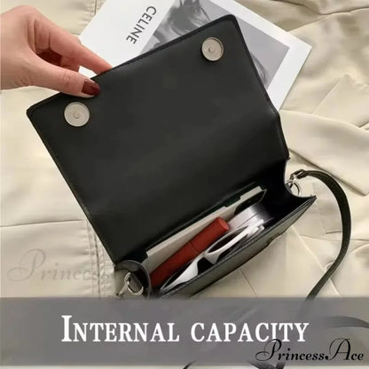 Water-resistant Synthetic Leather Spacious Shoulder Crossbody Bag shoulder-250126