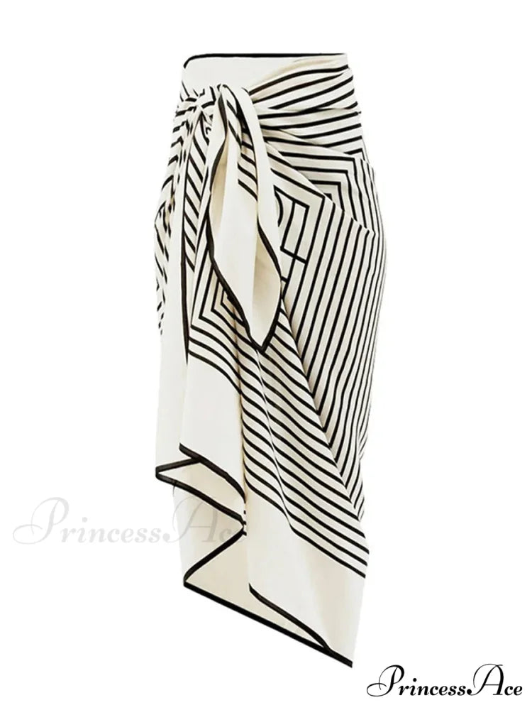 White Cut-out Fashionable Swimsuit One Piece color2 / S onepiece-250223