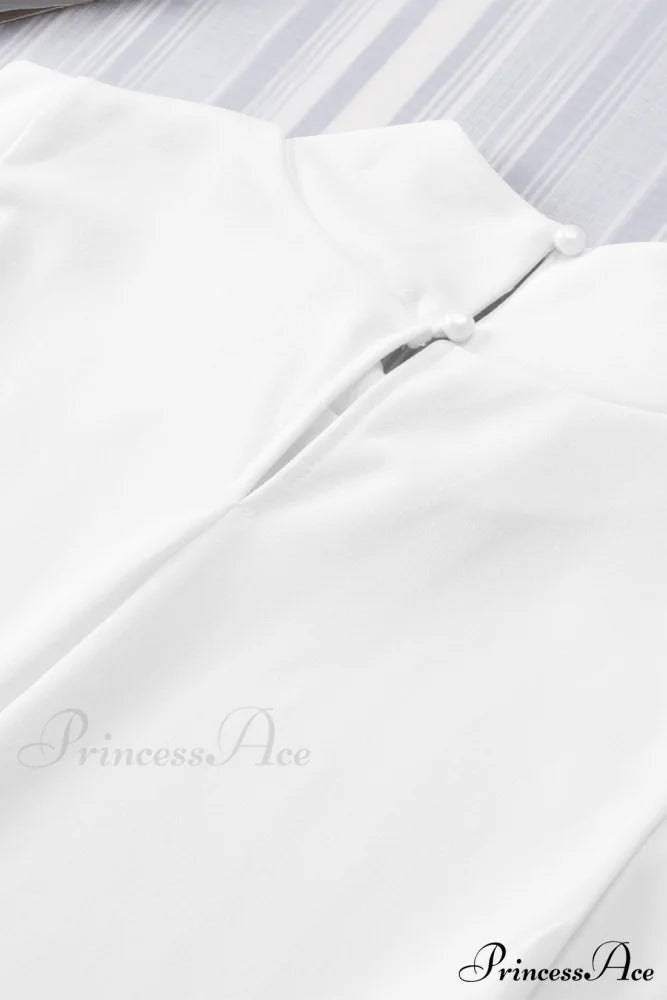 White Mock Sleeveless Solid Neck Top