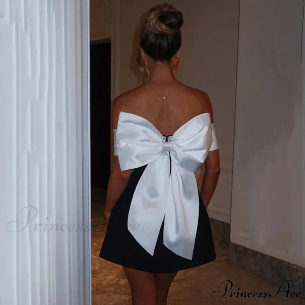 White Pearl Backless Party Dress BlackWhite / XS
