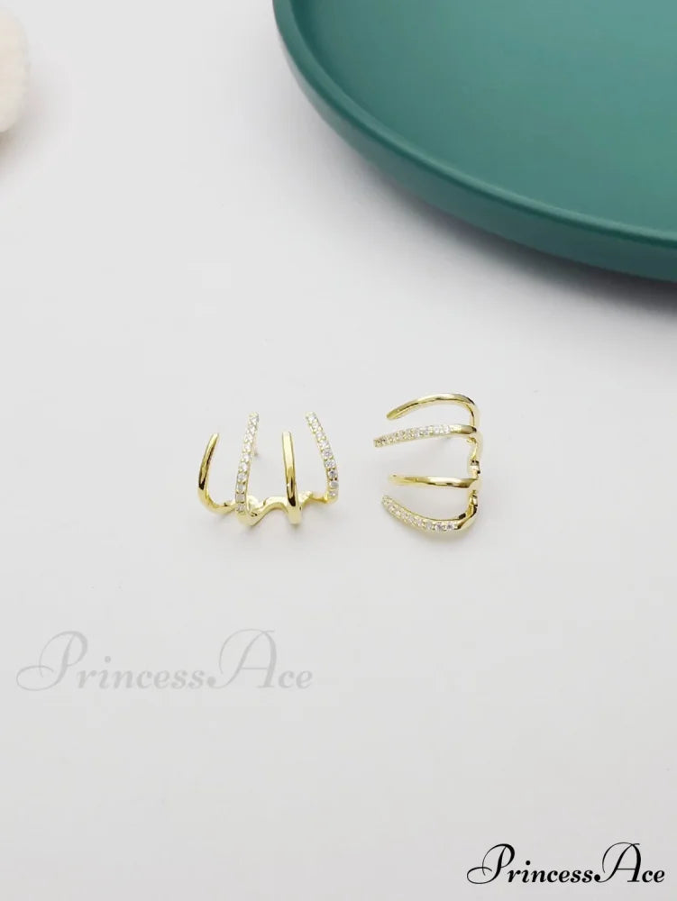 Women’s Geometric One-piece Four-claw Design Earrings