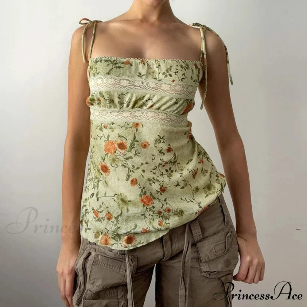 Y2K Flowery Print Contrast Lace Patchwork Lace-up Flirtatious Grunge Crop Top croptop-250126